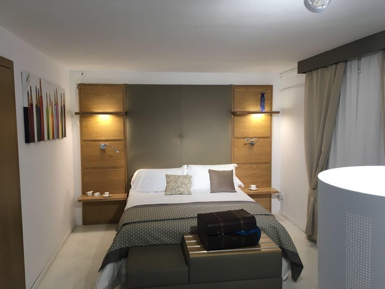 Hotiday Room Collection - Napoli Residenza Scarlatti Ngoại thất bức ảnh