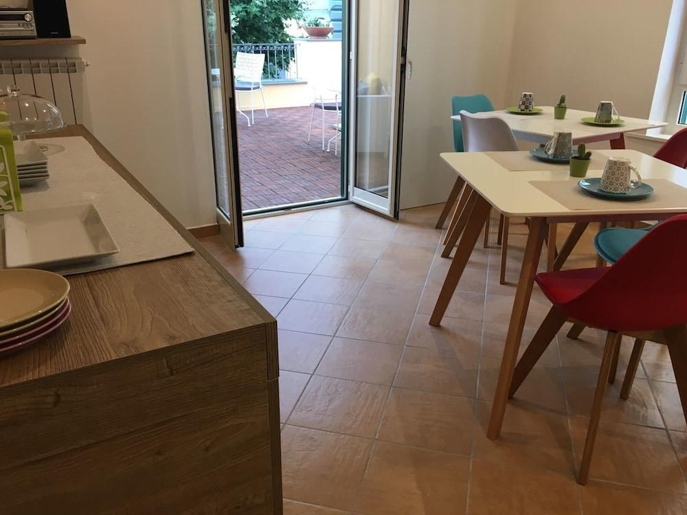Hotiday Room Collection - Napoli Residenza Scarlatti Ngoại thất bức ảnh